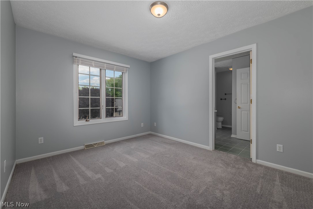 4920 Pond Drive NW North Canton OH 44720