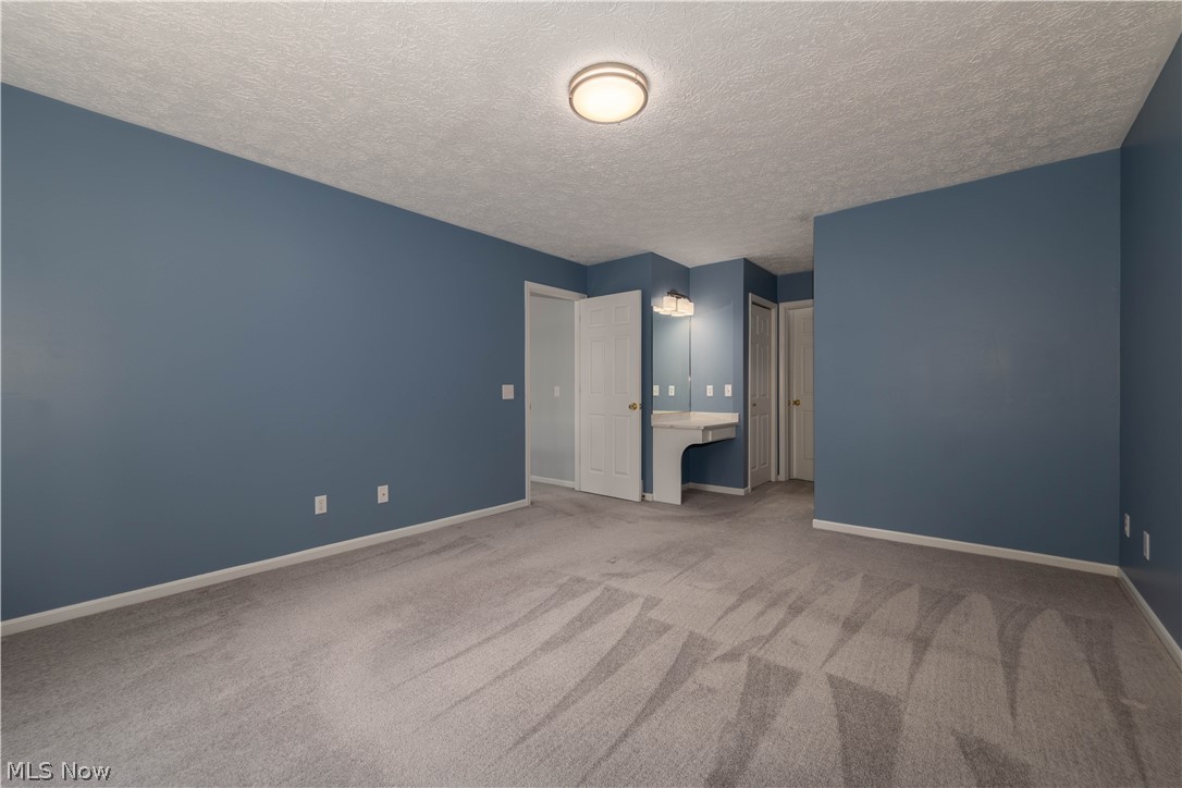 4920 Pond Drive NW North Canton OH 44720