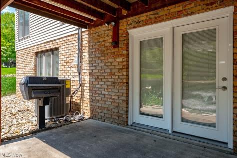 4920 Pond Drive NW North Canton OH 44720
