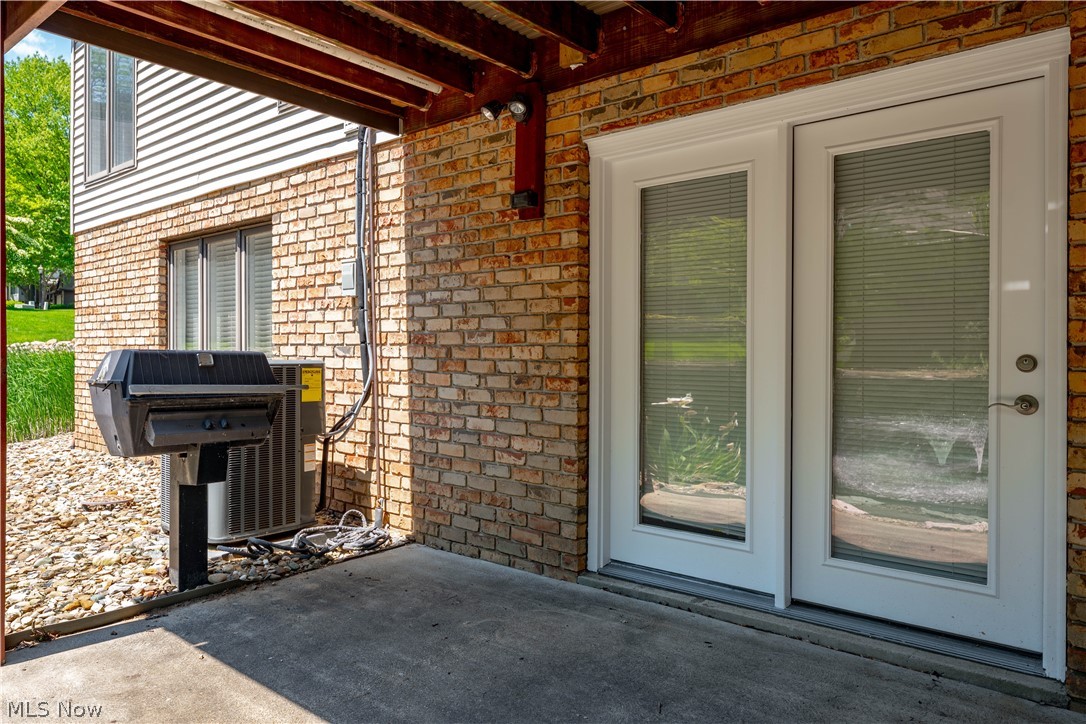 4920 Pond Drive NW North Canton OH 44720