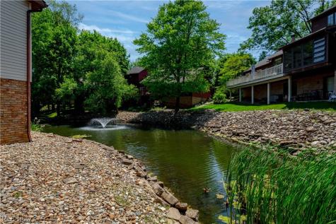 4920 Pond Drive NW North Canton OH 44720