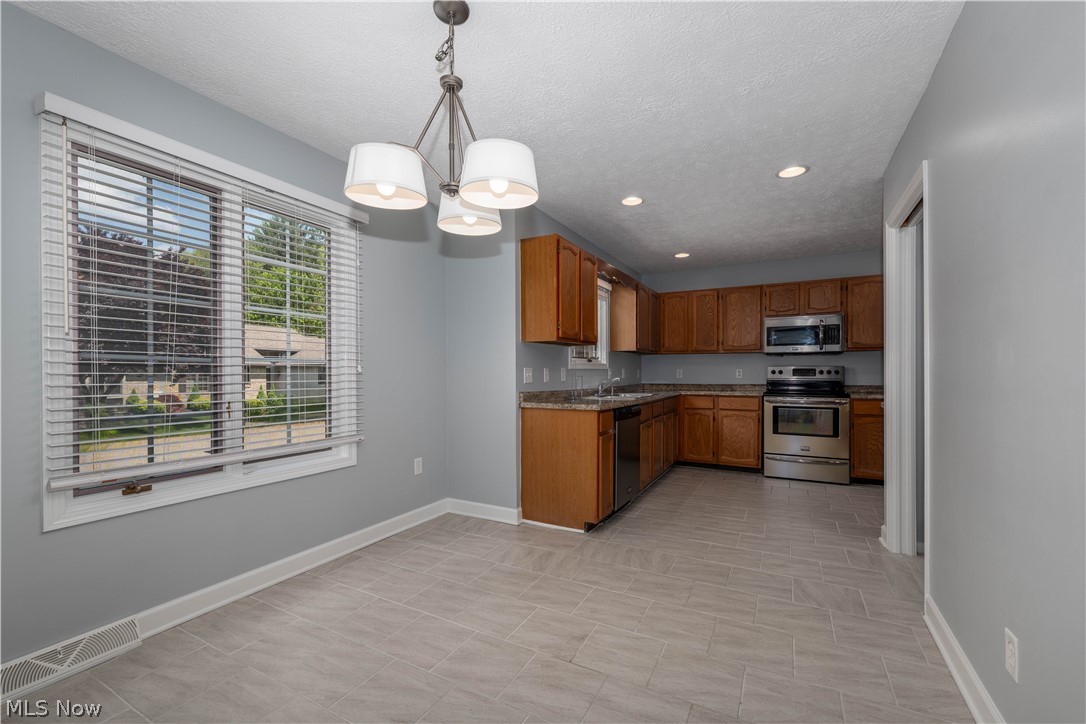 4920 Pond Drive NW North Canton OH 44720