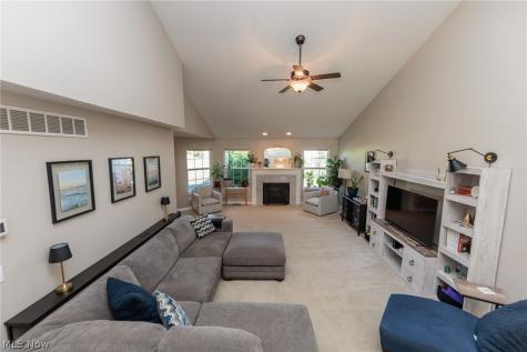 835 Wildberry Circle Avon Lake OH 44012