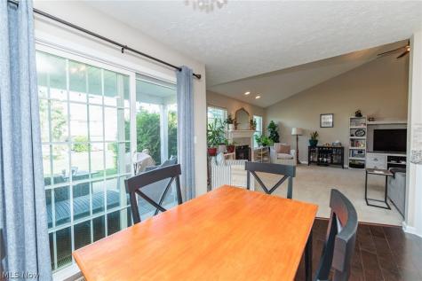 835 Wildberry Circle Avon Lake OH 44012