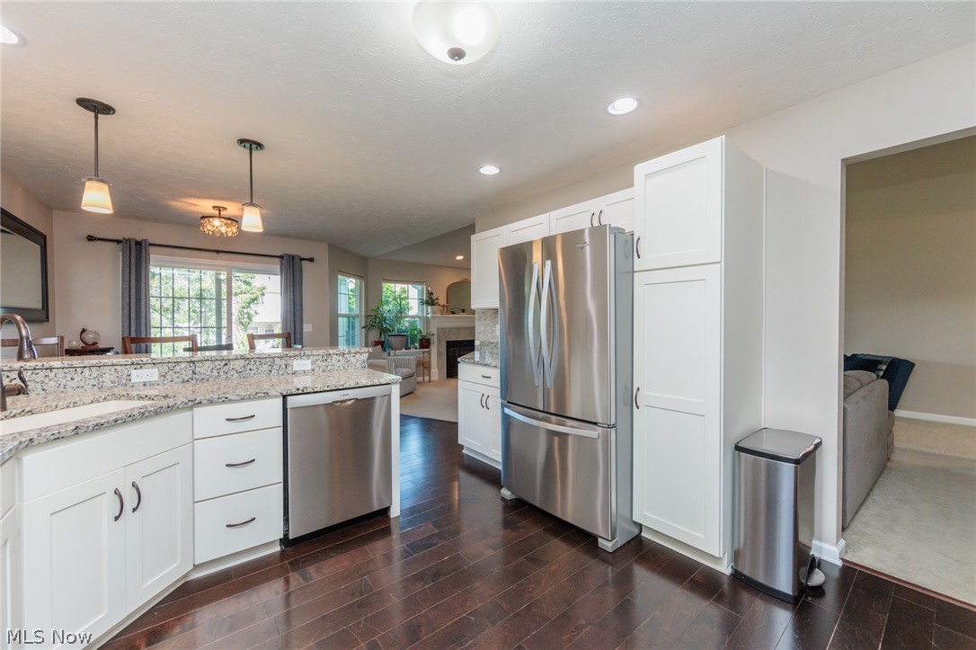835 Wildberry Circle Avon Lake OH 44012