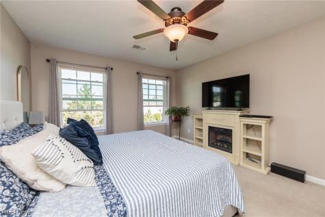 835 Wildberry Circle Avon Lake OH 44012
