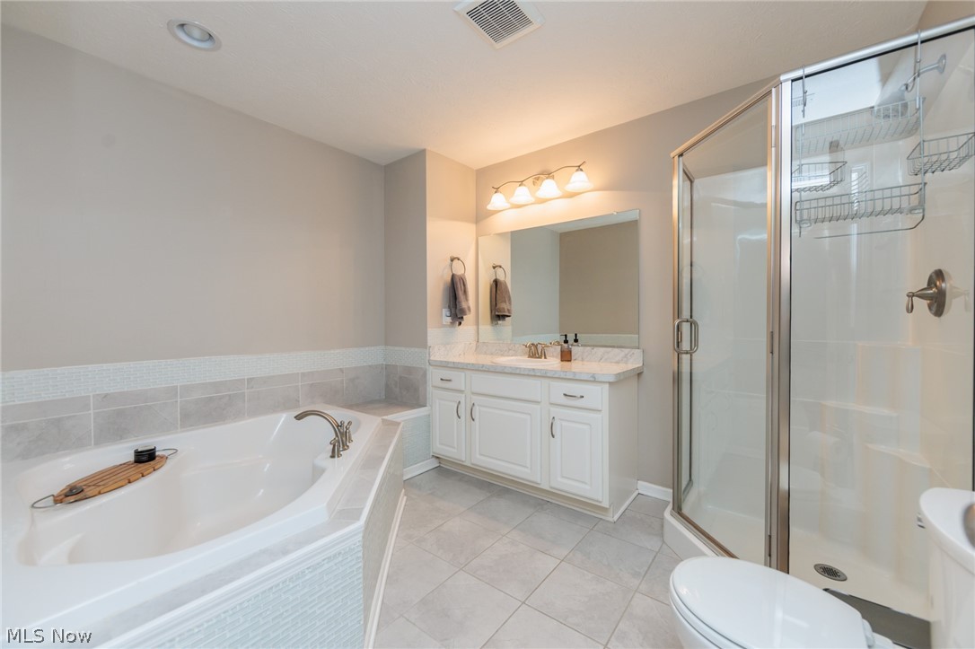 835 Wildberry Circle Avon Lake OH 44012