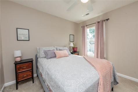 835 Wildberry Circle Avon Lake OH 44012