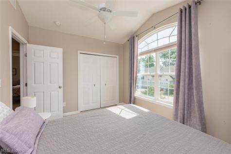 835 Wildberry Circle Avon Lake OH 44012
