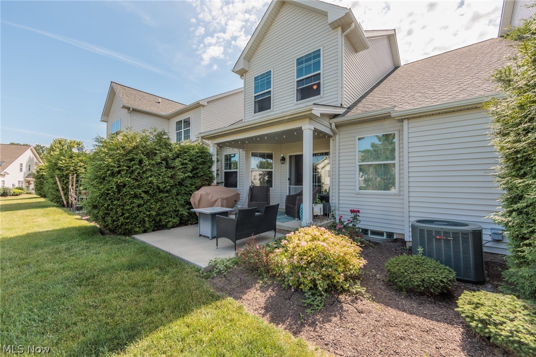 835 Wildberry Circle Avon Lake OH 44012