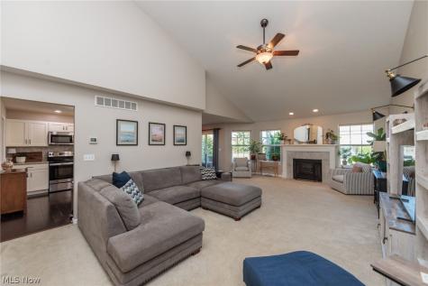 835 Wildberry Circle Avon Lake OH 44012