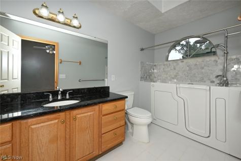 4007 Falconswalk Court Stow OH 44224