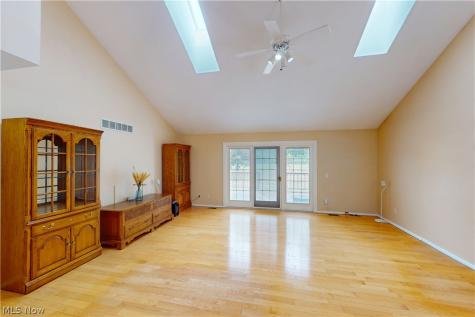 551 Daleview Drive Aurora OH 44202