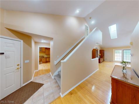 551 Daleview Drive Aurora OH 44202