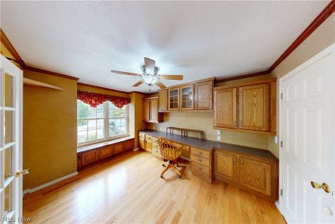 551 Daleview Drive Aurora OH 44202