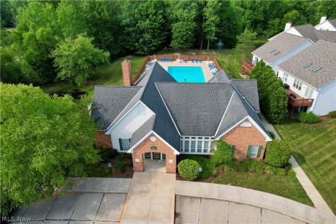 551 Daleview Drive Aurora OH 44202