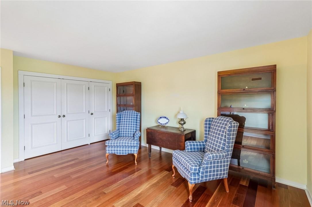 275 N Portage Path Akron OH 44303