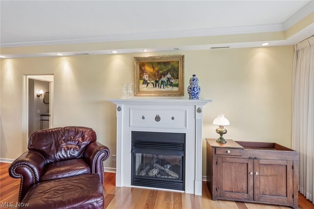 275 N Portage Path Akron OH 44303