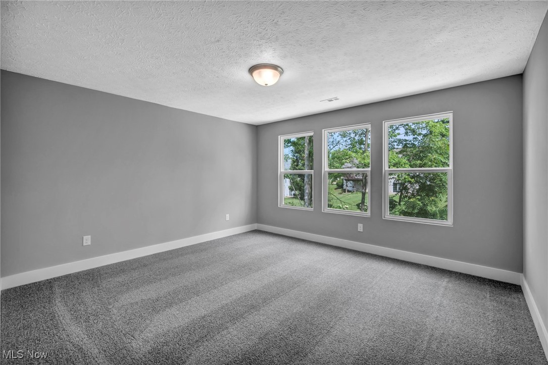 2088 Glenmont Drive Brunswick OH 44212