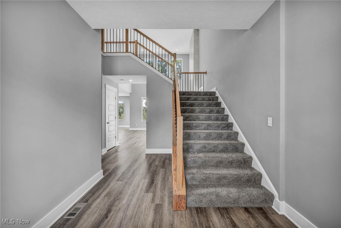 2088 Glenmont Drive Brunswick OH 44212