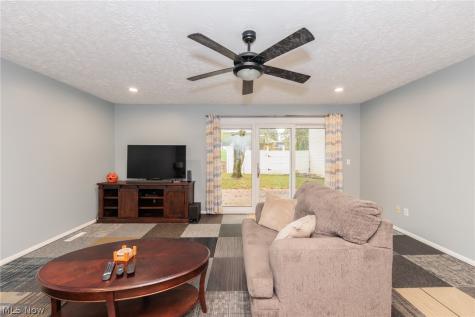 88 Castle Court Brunswick OH 44212