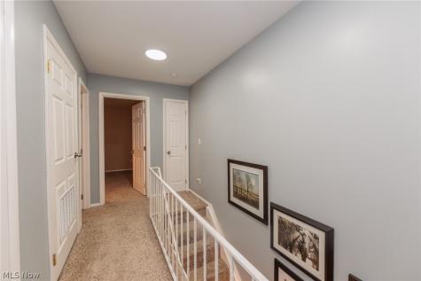 88 Castle Court Brunswick OH 44212