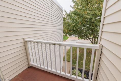 88 Castle Court Brunswick OH 44212