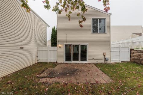 88 Castle Court Brunswick OH 44212