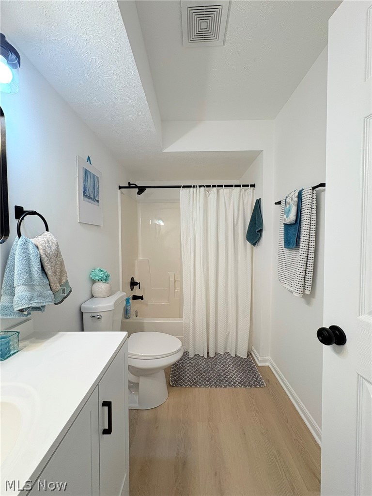23003 Chandlers Lane Olmsted Falls OH 44138