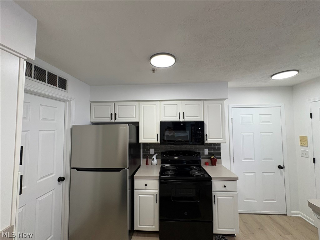 23003 Chandlers Lane Olmsted Falls OH 44138