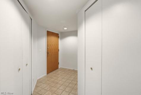 160 Fox Hollow Drive Mayfield Heights OH 44124