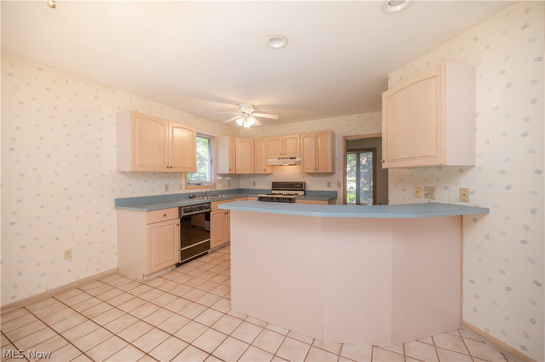 9114 Inverrary Drive SE Howland OH 44484