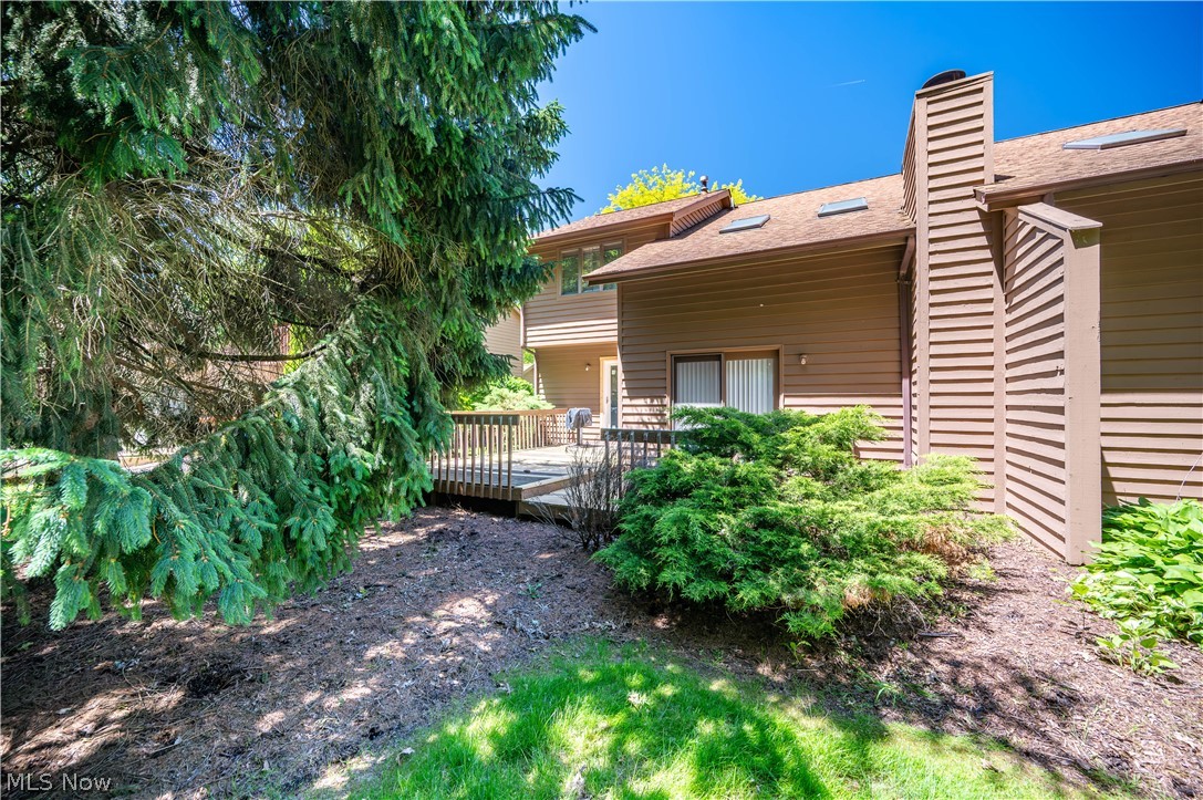 9114 Inverrary Drive SE Howland OH 44484
