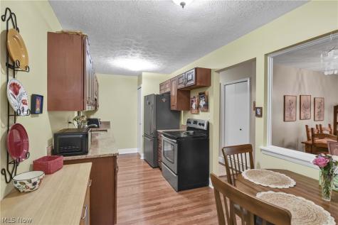 2880 N Bay Drive Westlake OH 44145