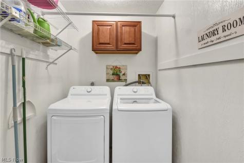 2880 N Bay Drive Westlake OH 44145