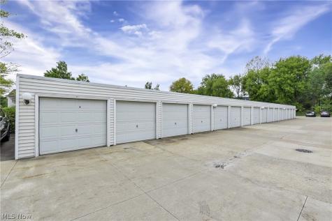 2880 N Bay Drive Westlake OH 44145