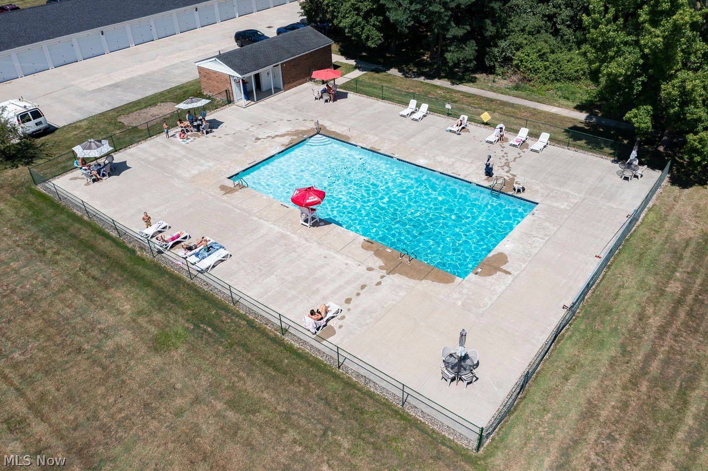8830 Holly Lane Olmsted Falls OH 44138