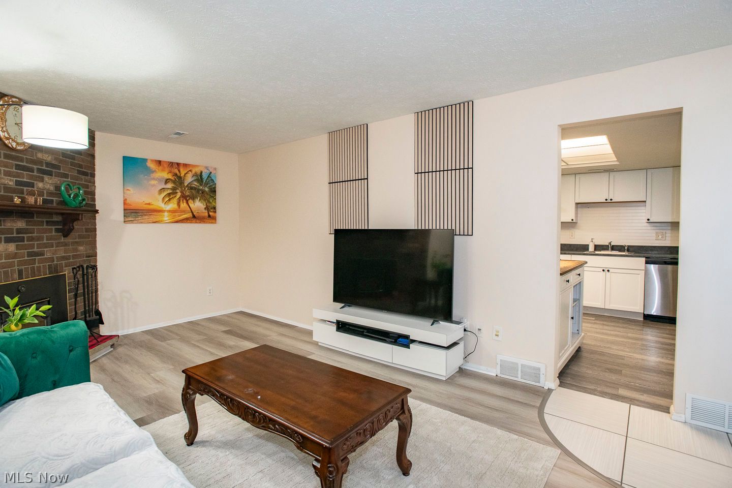 8830 Holly Lane Olmsted Falls OH 44138