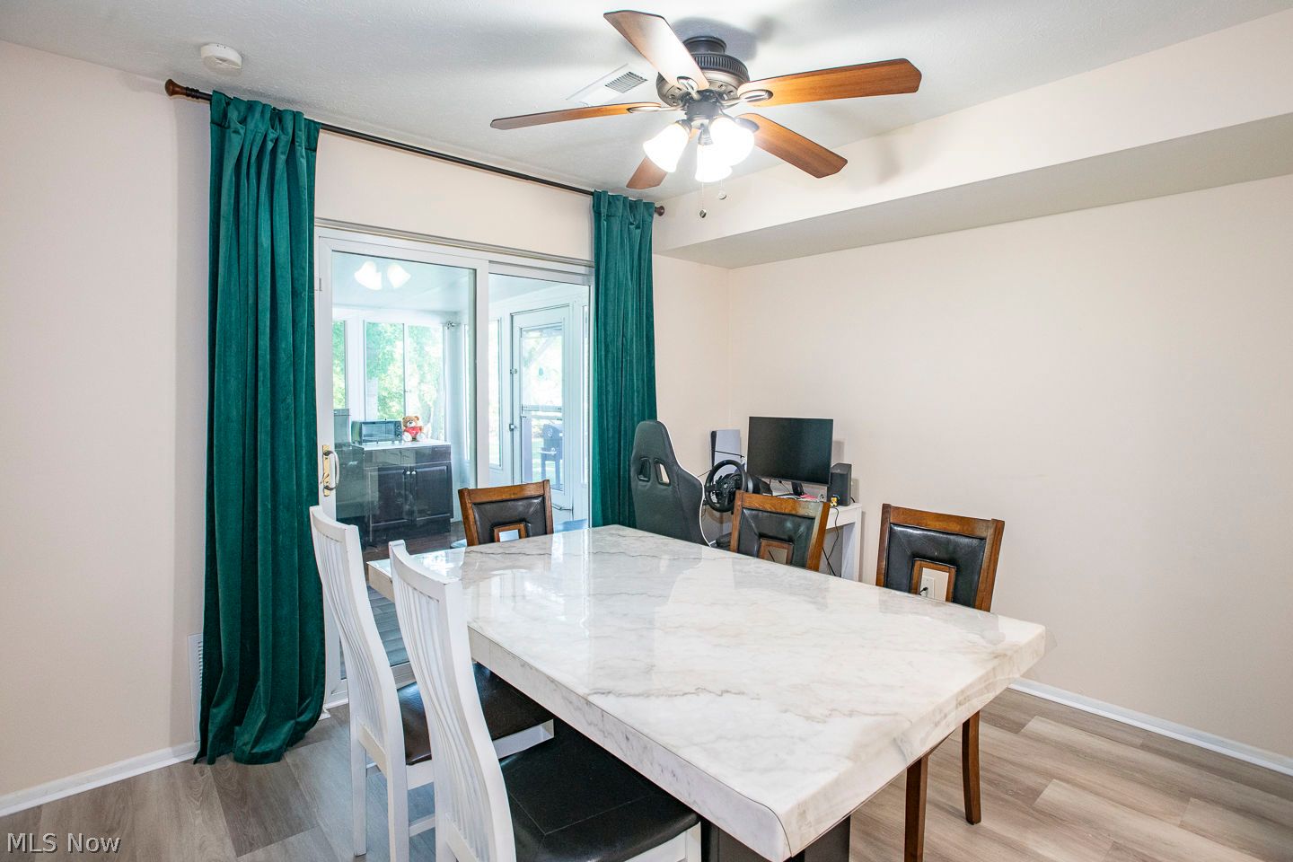8830 Holly Lane Olmsted Falls OH 44138