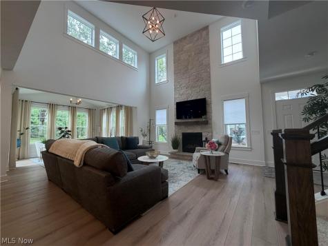 516 Port Side Drive Avon Lake OH 44012