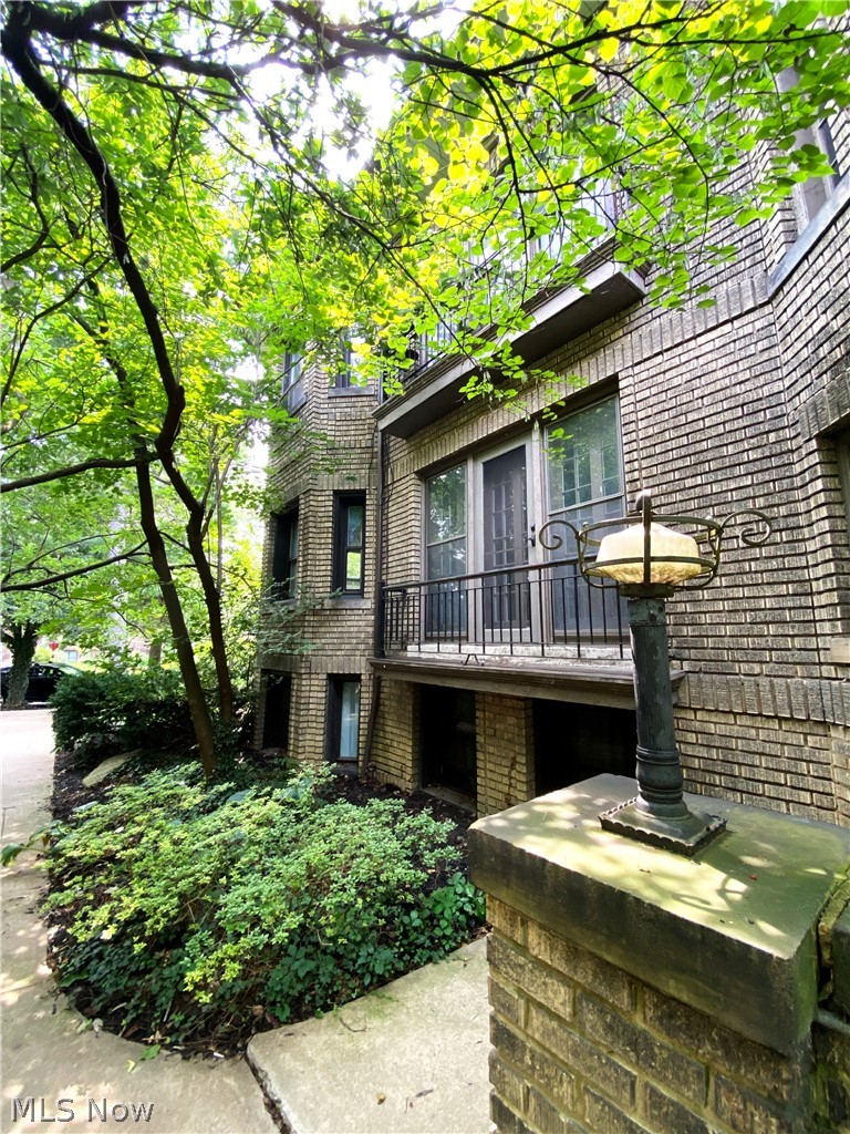 2469 Overlook Road Cleveland Heights OH 44106
