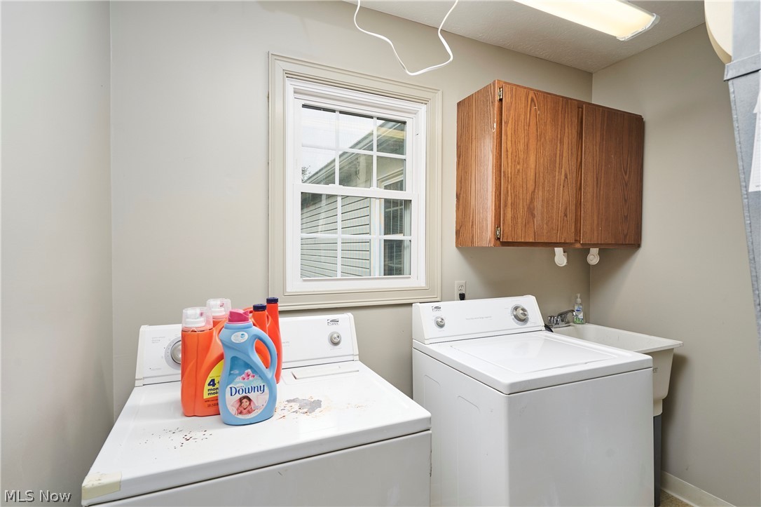 910 Wellsley Lane Akron OH 44313