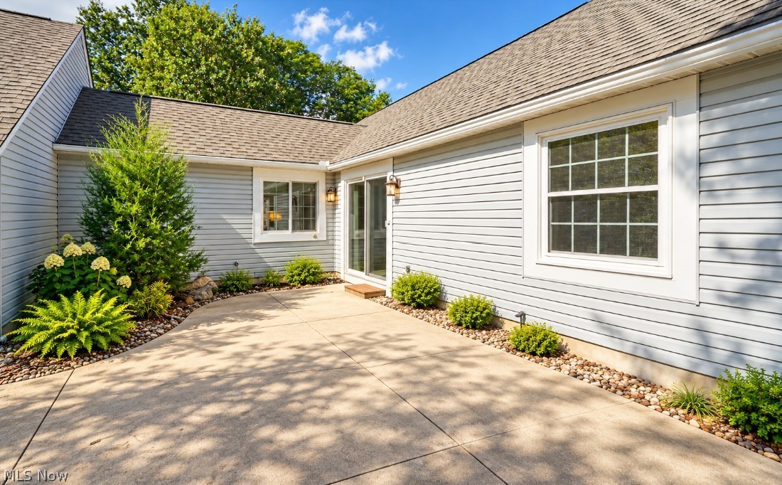910 Wellsley Lane Akron OH 44313