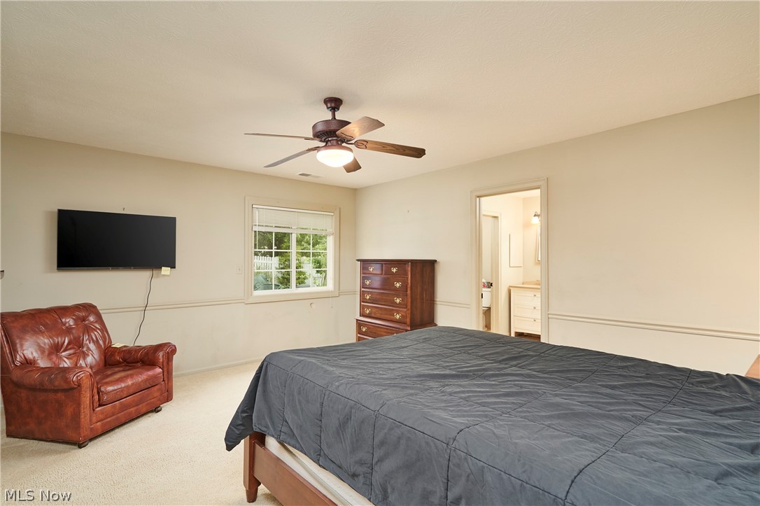 910 Wellsley Lane Akron OH 44313