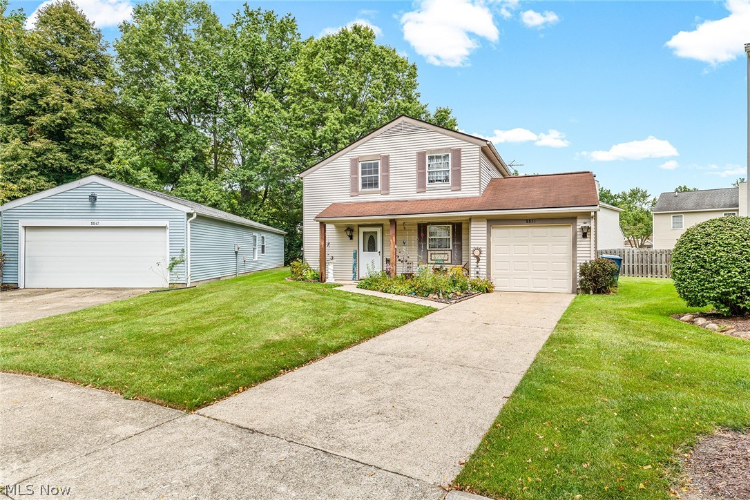 8851 Holly Lane Olmsted Falls OH 44138