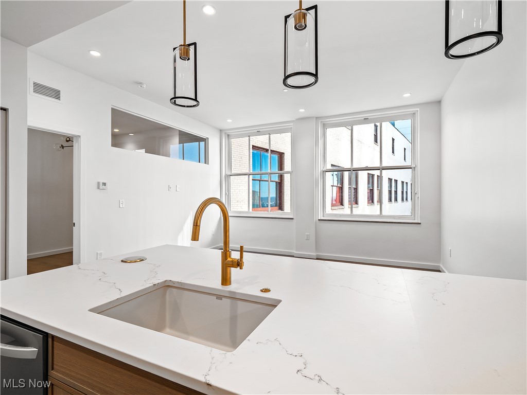 629 Euclid Avenue Cleveland OH 44114