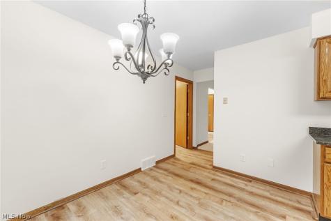 114 Barkwood Drive Wadsworth OH 44281