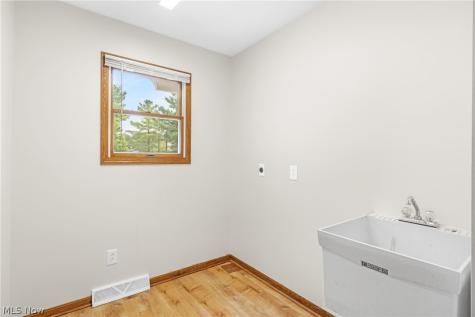 114 Barkwood Drive Wadsworth OH 44281