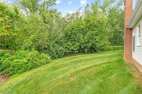 114 Barkwood Drive Wadsworth OH 44281