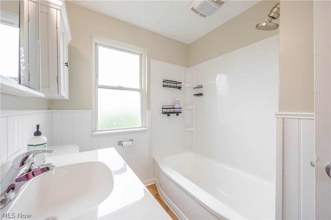 10366 Manorford Drive Parma Heights OH 44130
